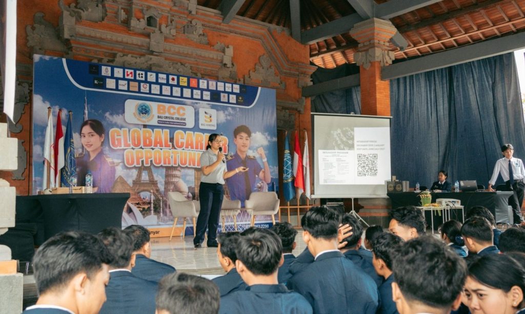 Puri Wulandari Inspires Future Hoteliers at BCC Global Career (2)